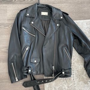 Wilfred Free (Aritzia) Lennon Biker Relaxed Leather size L